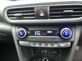 Hyundai KONA Photo 17