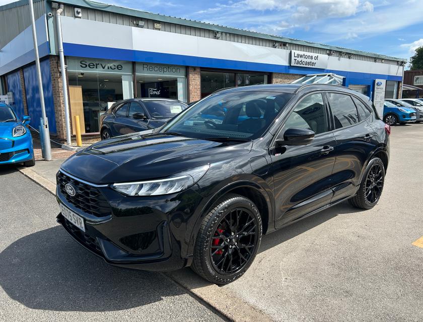 Ford Kuga Photo f01831e3-cfdb-48b3-b0e5-4ba2e8d610cf.jpg