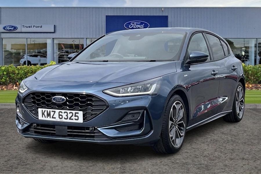 Ford FOCUS Photo f018cce9-f234-46dc-88ca-b0d40a3507c7.jpg