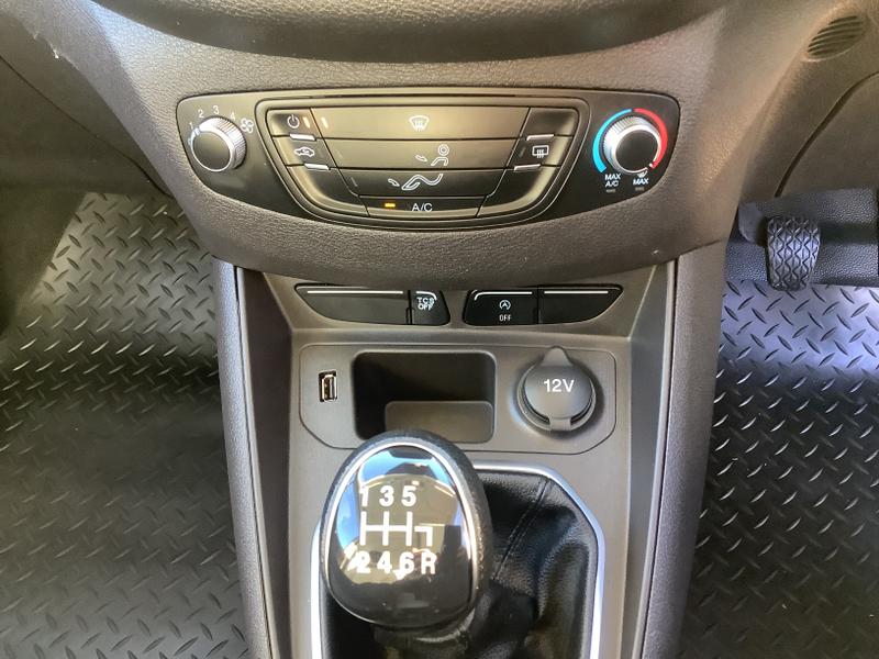 2022 22 FORD TRANSIT COURIER