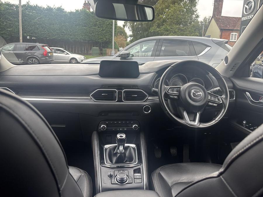 Mazda CX-5 Photo f043f8e9-c9c4-4209-a835-210734000c86.jpg
