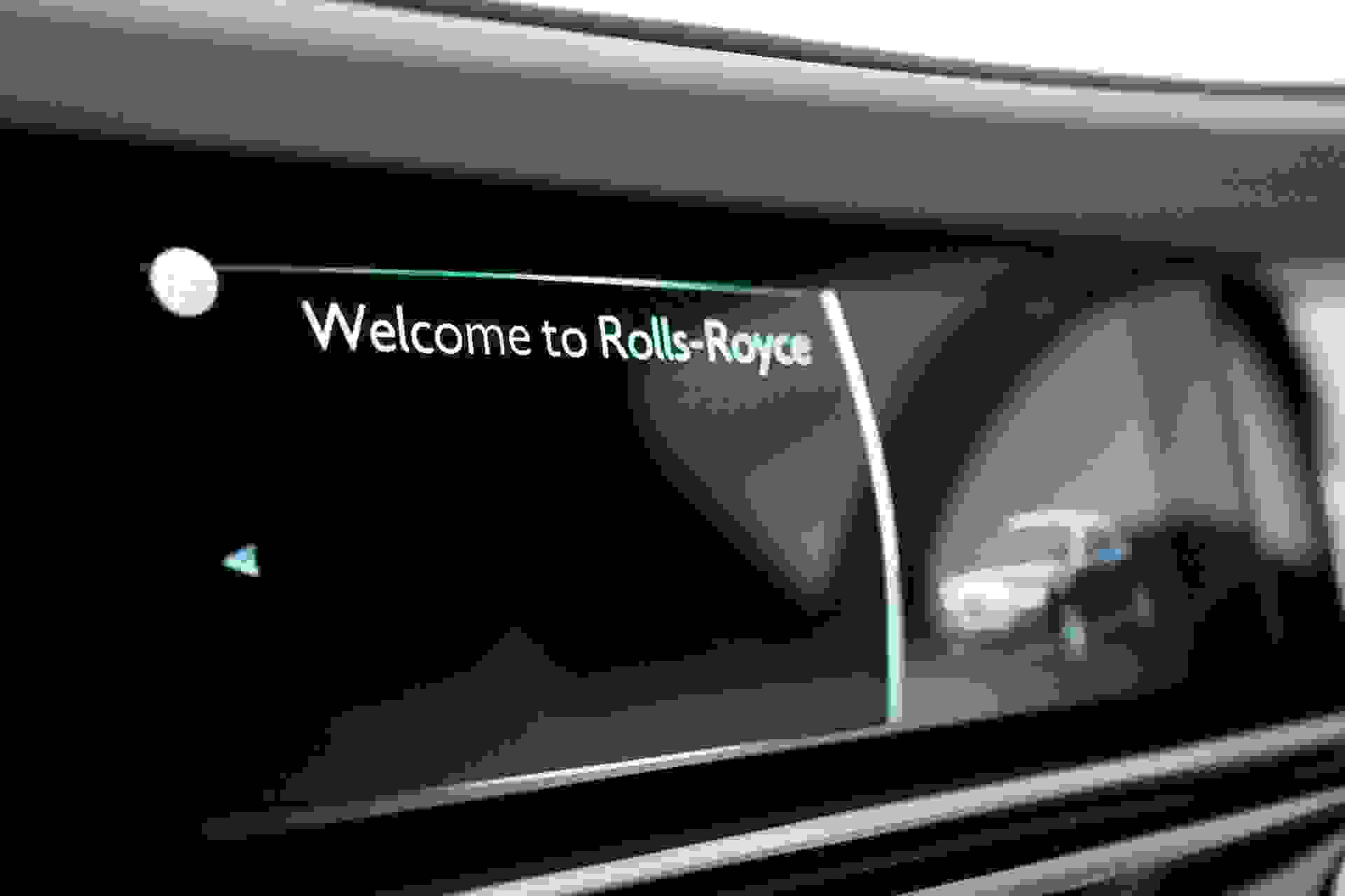 Rolls-Royce GHOST Photo f04a0b90-ce0a-4296-9053-7b53675dbbeb.jpg