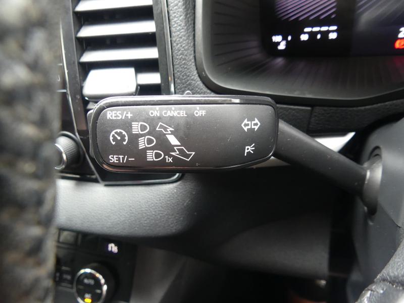 Skoda Karoq Photo f0820f3d-e809-41a6-89d2-2de5474a4c67.jpg