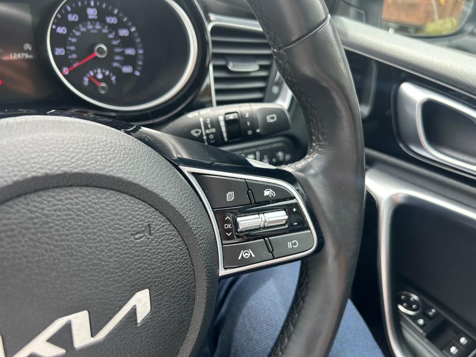 Kia XCeed Photo f0996686-8314-4f7f-a6c8-9e6e24f407f1.jpeg