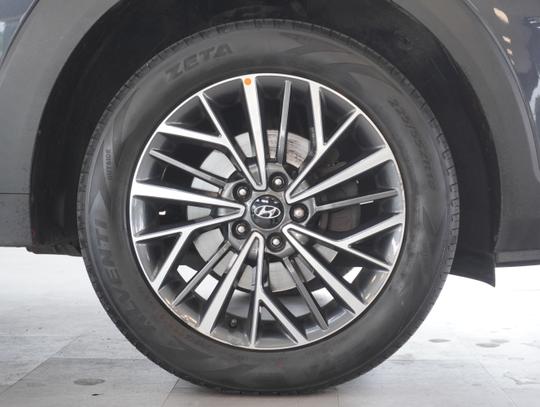 Hyundai TUCSON Photo f0a2b5b9-1151-45ab-b1d9-4099e05a3852.jpg