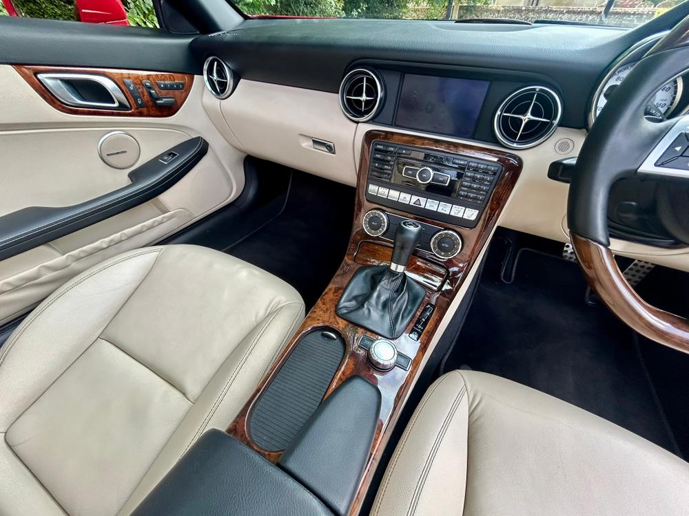 Used Mercedes-Benz SLK WL61HFZ 32