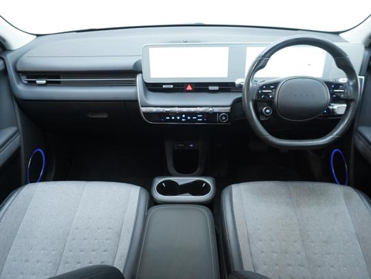 Hyundai IONIQ 5 Photo f0abb34c-8fda-402c-8edc-a24b5f247677.jpg