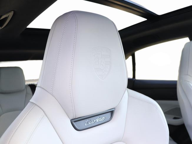 Porsche Macan Photo 16