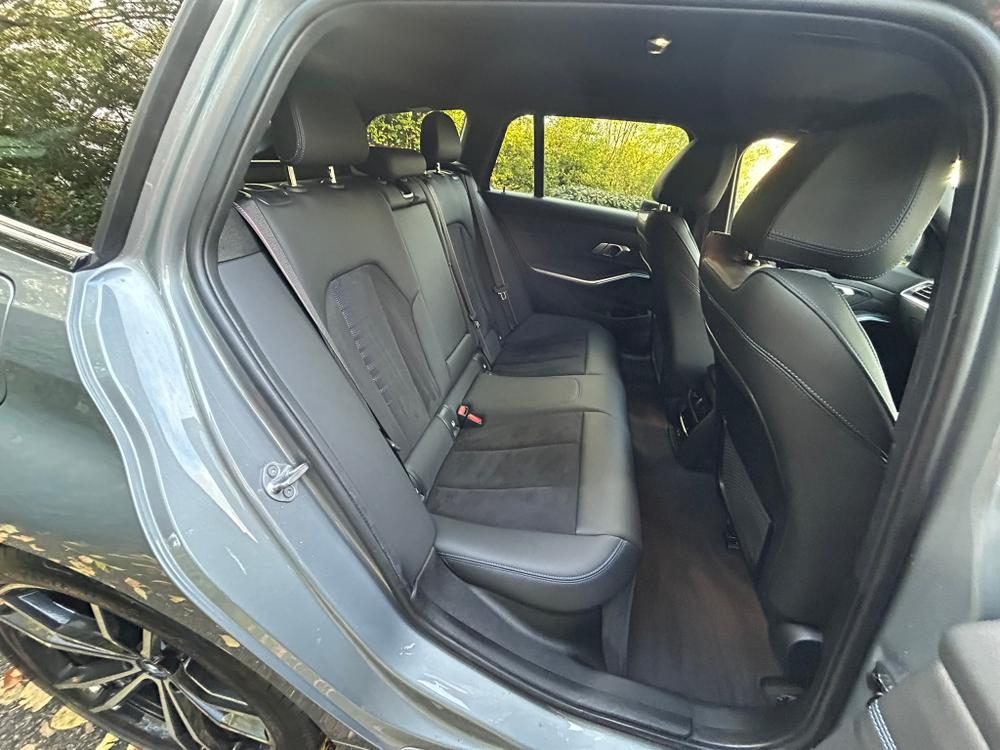 Used BMW 3 Series YF72FNC 18
