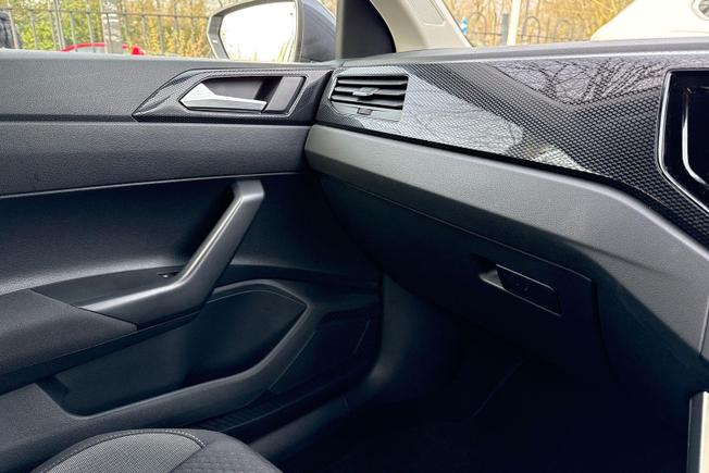 VOLKSWAGEN Polo Photo 25