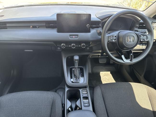 Honda HR-V Photo f0c54105-46f6-4b5d-a93a-f8dfa5e2f6dc.jpg