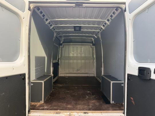 Toyota PROACE MAX Photo f0c8ed7a-ef72-4d88-9cfe-aabd1fdc84af.jpg