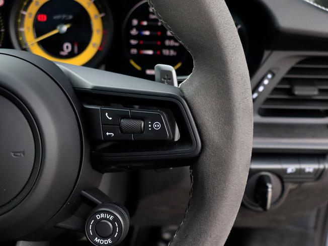 PORSCHE 911 Photo 29