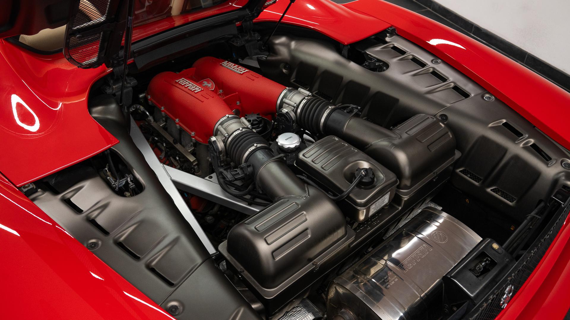 Ferrari F430 Photo f100b799-cb2b-44fe-bbc1-d5c80ae37051.jpg