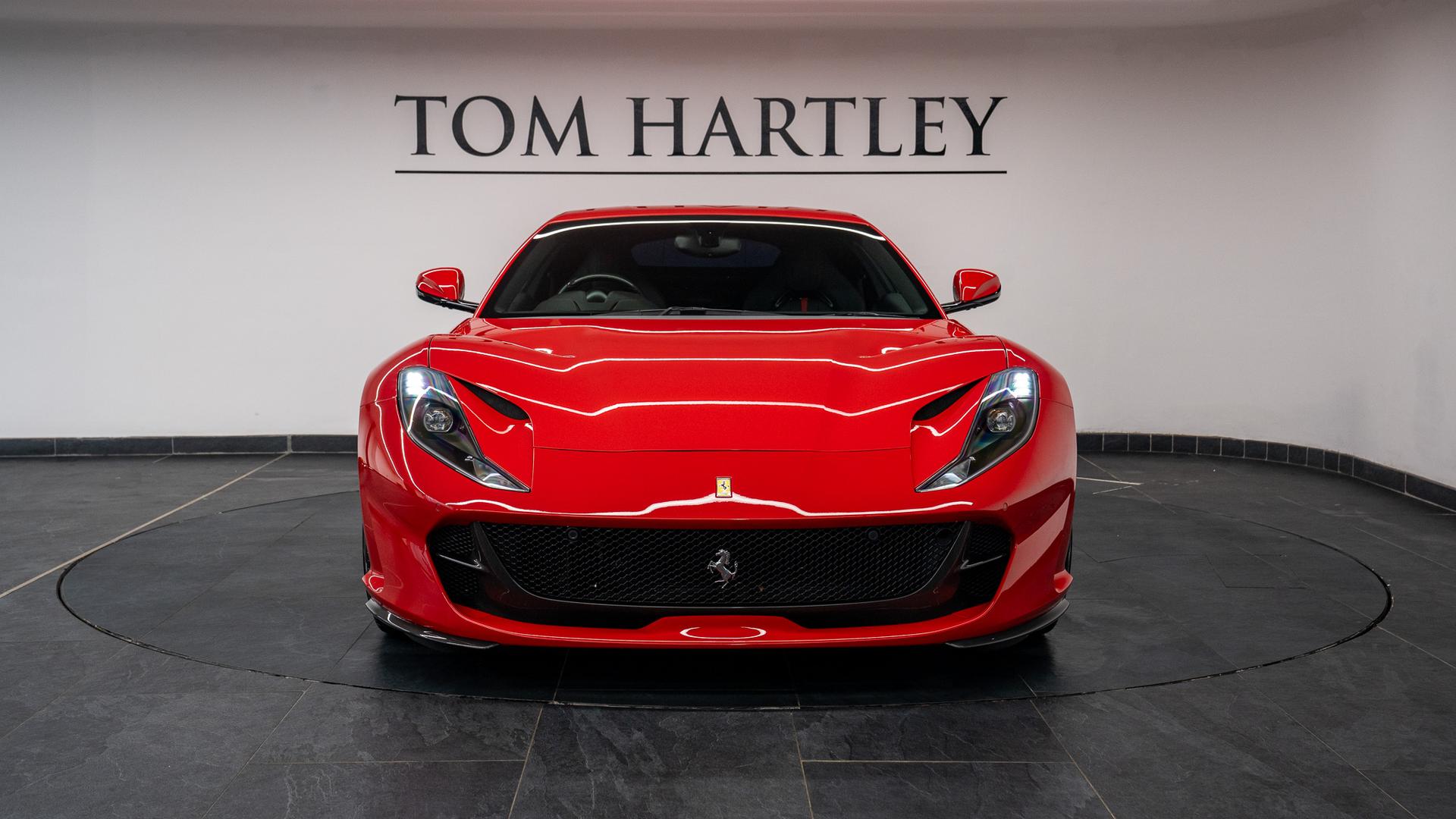 Ferrari 812 Superfast Photo f12c0384-1c32-4459-9096-cb72a921444c.jpg
