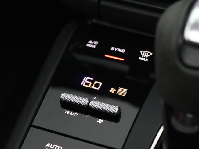 Porsche Macan Photo 54