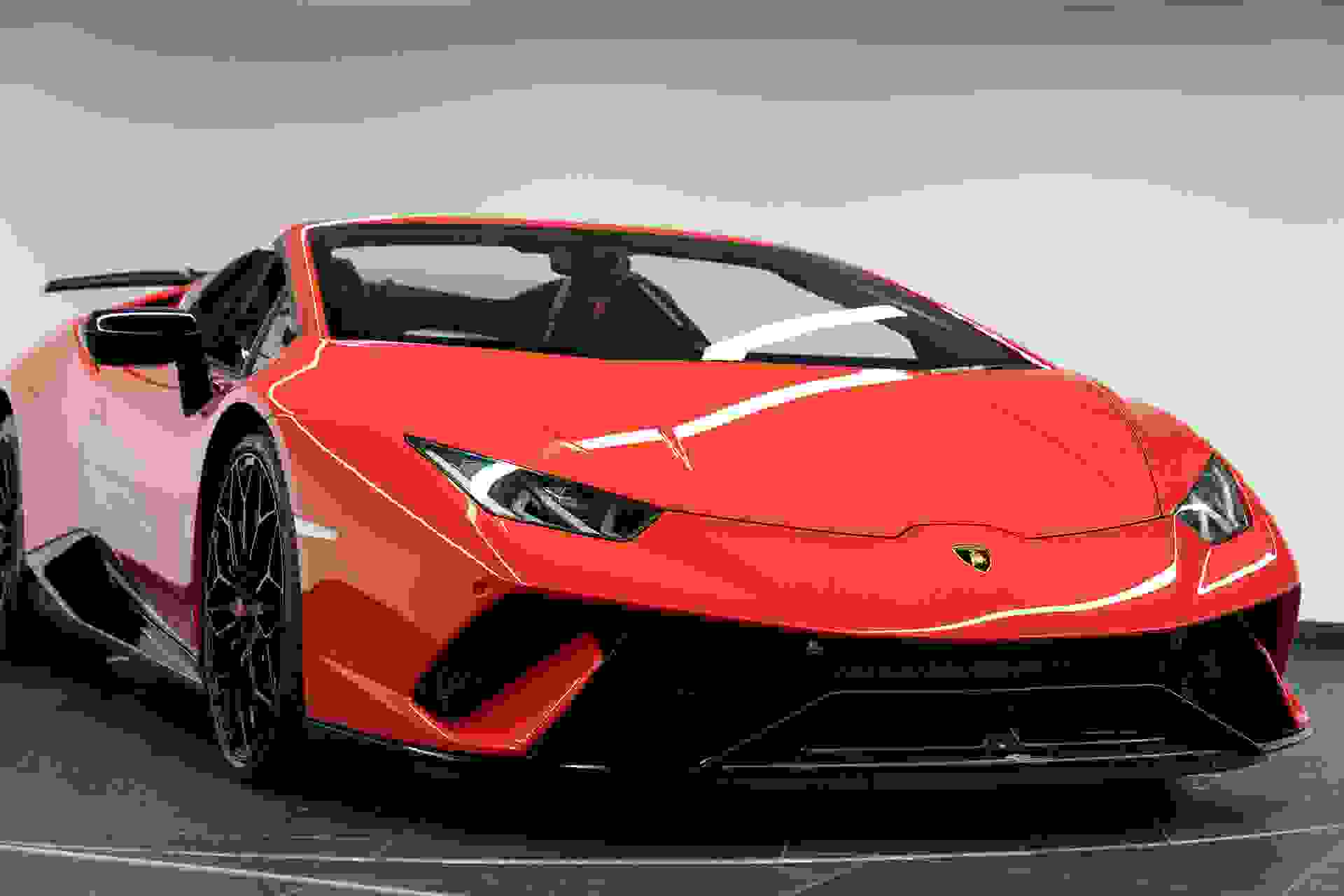 Lamborghini HURACAN Photo f14050e3-d948-4e54-aee0-d39647741406.jpg