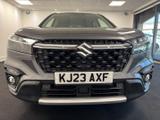 Suzuki S-Cross Photo 1