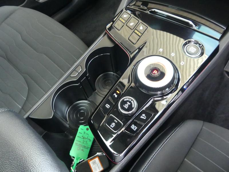 Kia Sportage Photo f1504af4-5d27-41ed-b9d2-2d25a85b57fd.jpg