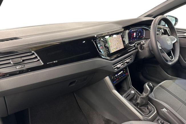 VOLKSWAGEN Polo Photo 2