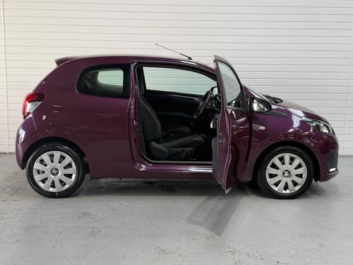 Peugeot 108 Photo f1576926-32fc-4573-8c6f-cd7f5acd7f22.jpeg