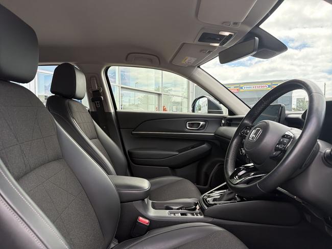 Honda HR-V Photo f17e273c-e891-453c-a71a-85c954b534d8.jpg