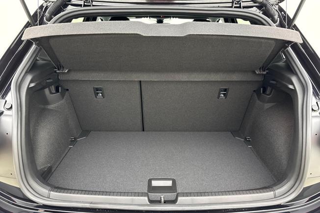 Volkswagen  Polo  Photo 12