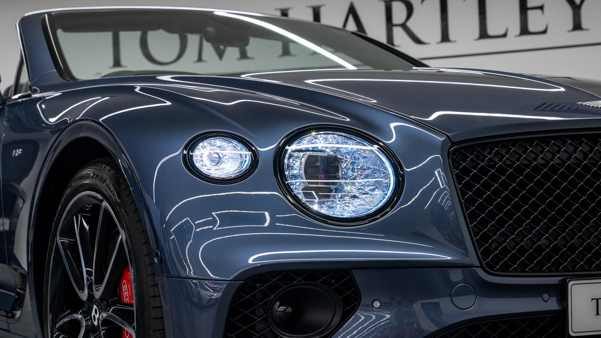 Bentley Continental Photo f19d9e53-1bab-41ac-add3-20878e76647c.jpg