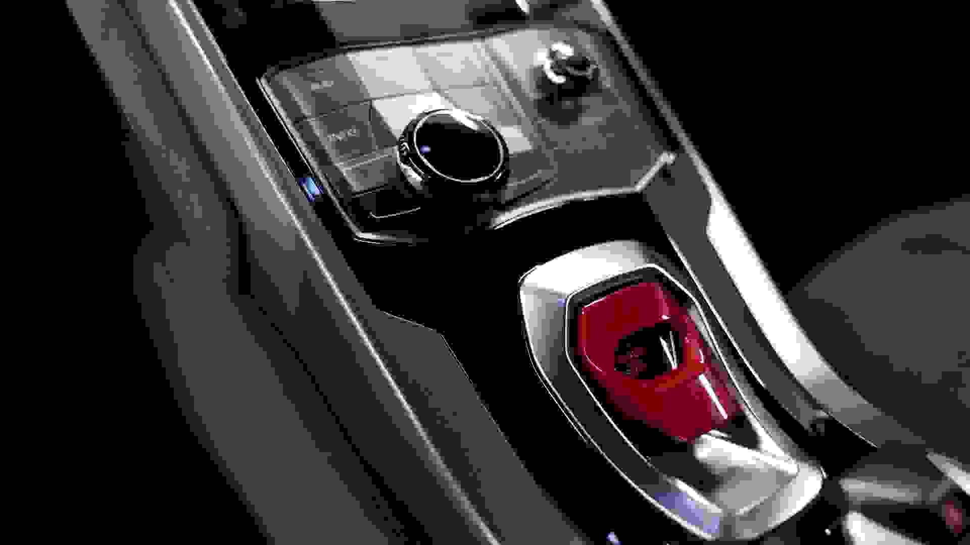 Lamborghini Huracan Photo f19ef770-0d24-4fc9-8411-411567b21086.jpg