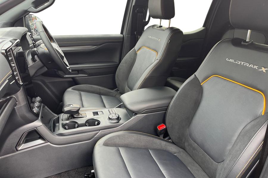 Ford RANGER Photo f1a1e0e3-86ea-4127-90c0-dd2e3dd55560.jpg