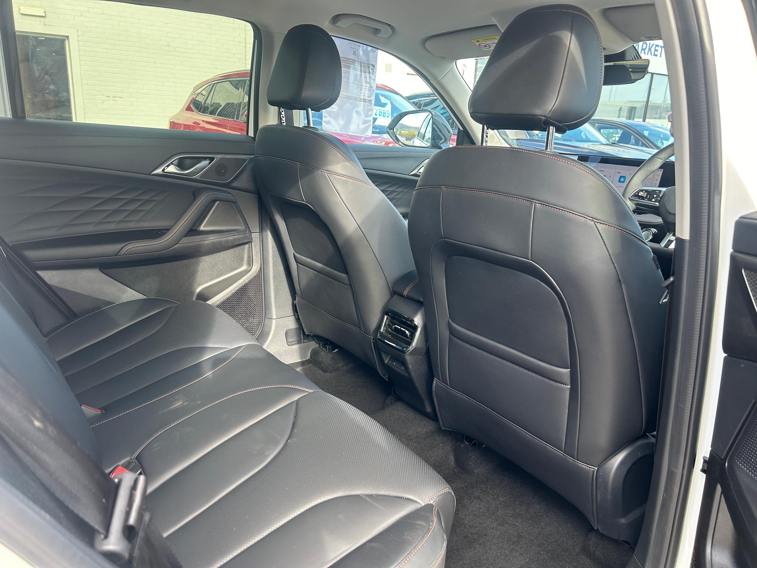 2026 MG Motor UK HS 1.5 T-GDI Hybrid+ Trophy 5dr Auto - vehicle photo 7 for sale on PureCar