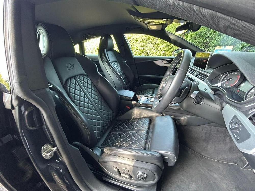 Used Audi S5 RE68LDC 41