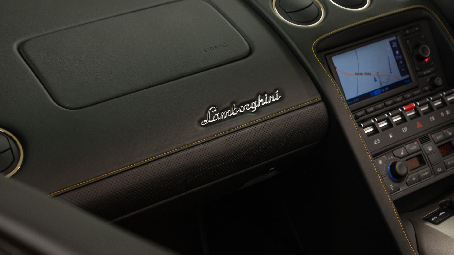 LAMBORGHINI Gallardo Photo f1b05762-e7f2-46f5-8324-812b26d9cea0.jpg