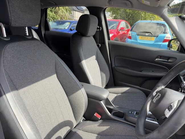 Honda Jazz Photo f1cf4f49-809a-4fa0-9fd7-5108be0a396a.jpg