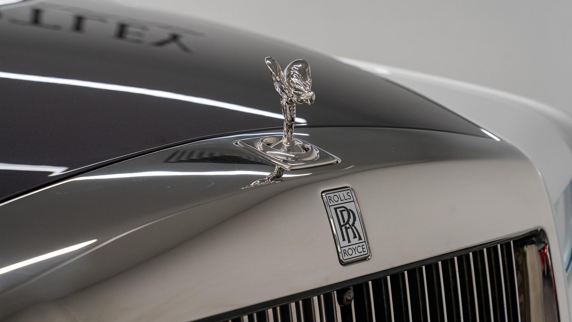 Rolls-Royce Phantom Photo f1d9e840-8cf5-47a3-a62f-45fa937c1287.jpg