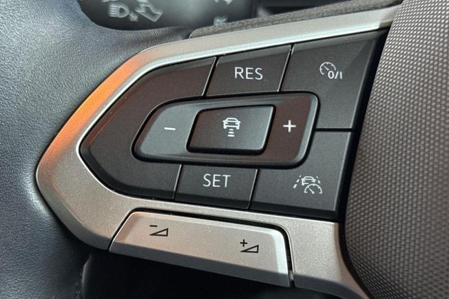 VOLKSWAGEN Polo Photo 12