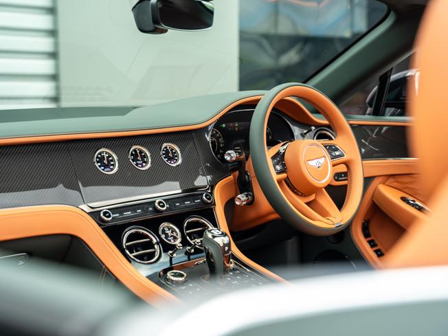 BENTLEY Continental GTC Photo 12