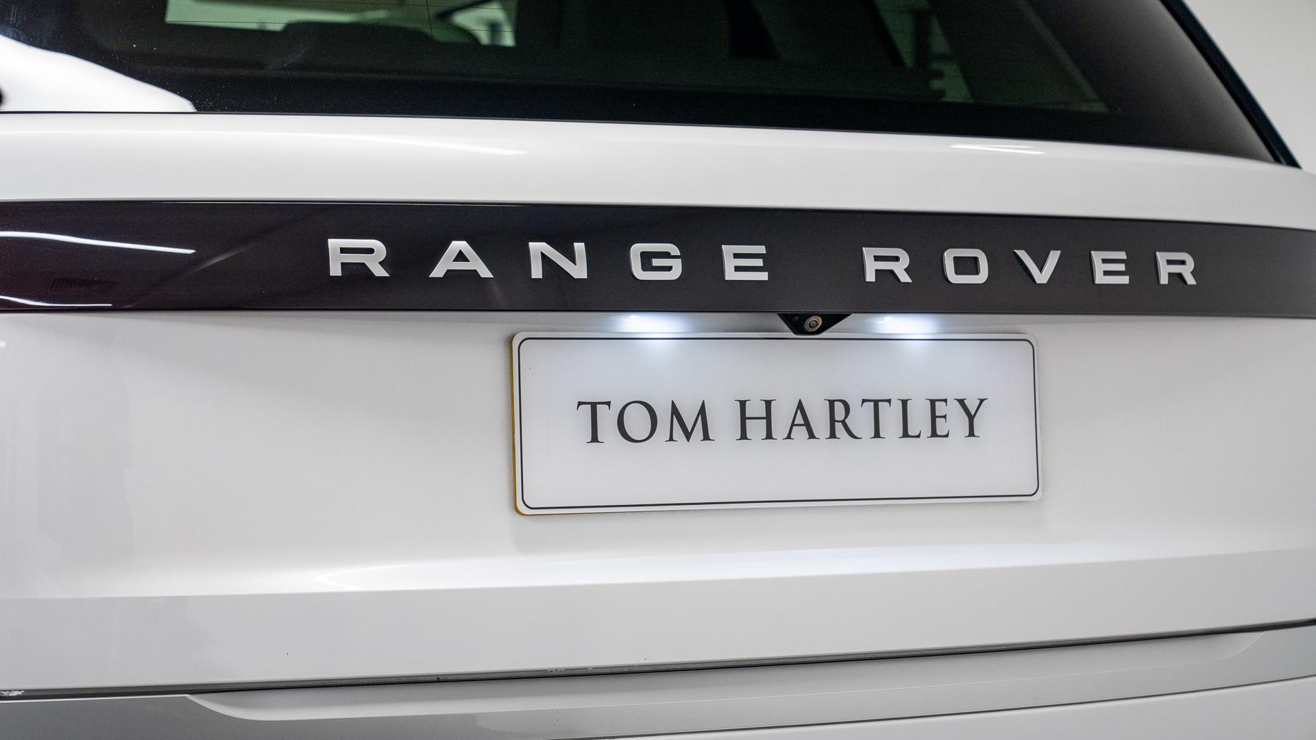 Land Rover Range Rover Photo f1f9ab80-6a46-42e3-b914-428eb5c6e02b.jpg