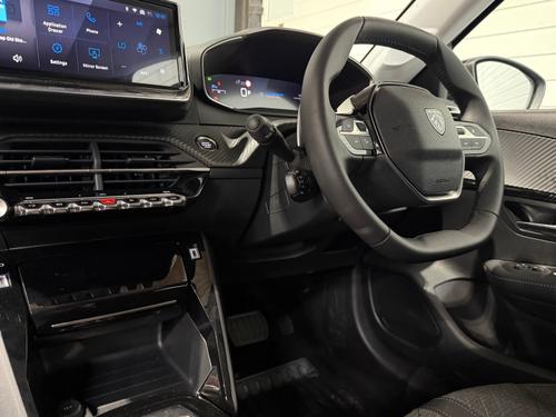 Peugeot 208 Photo f214fce6-f6f8-41d5-878e-77438512ef69.jpeg