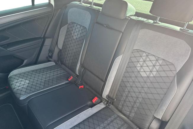 VOLKSWAGEN Tiguan Photo 19