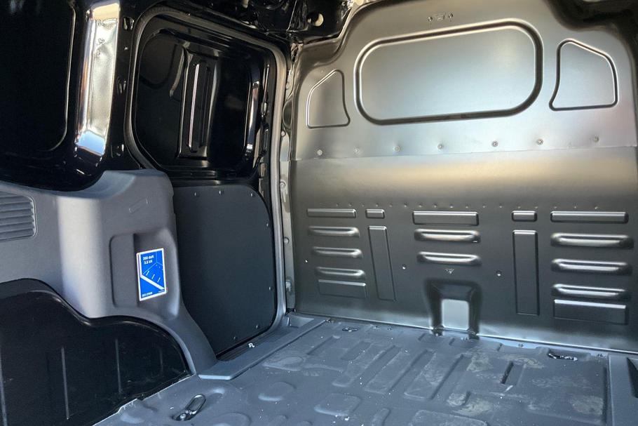 Used Ford TRANSIT COURIER COURIERACT02 5