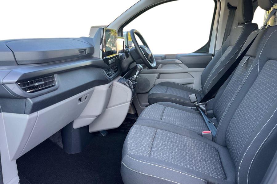 Ford Tourneo Custom V710 Zetec/Trend Bus M1 320 L2 2.0L EcoBl Photo f23b4a31-f88c-48aa-8b1c-48ec4c0efb77.jpg