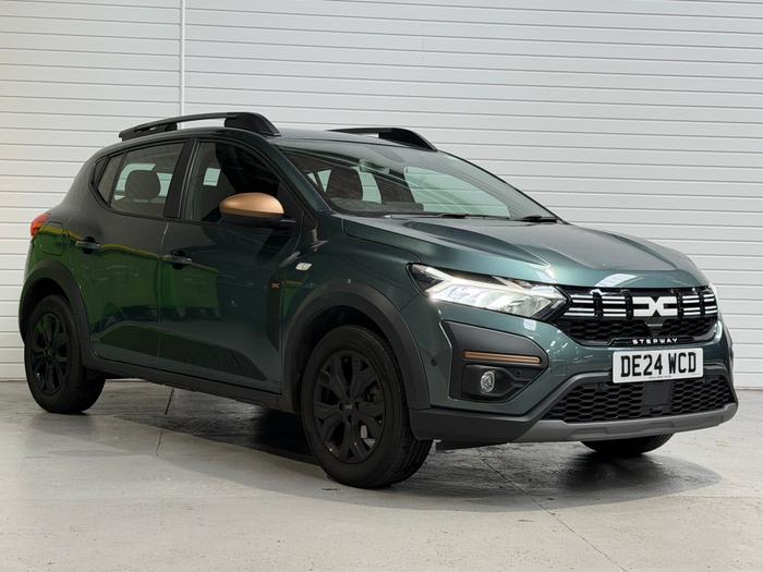 Used 2024 Dacia Sandero Stepway 1.0 TCe EXTREME Hatchback 5dr Petrol CVT Euro 6 (s/s) (90 ps) Green at Windsors of Wallasey