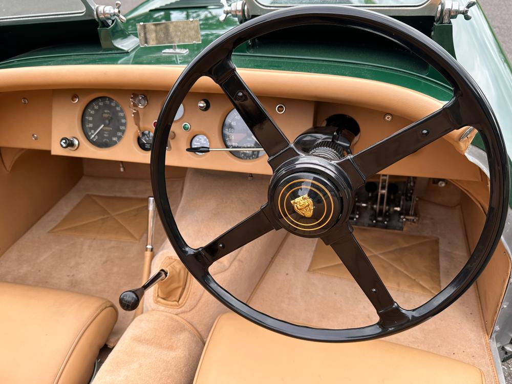 Used Jaguar XK120 1JYU 20