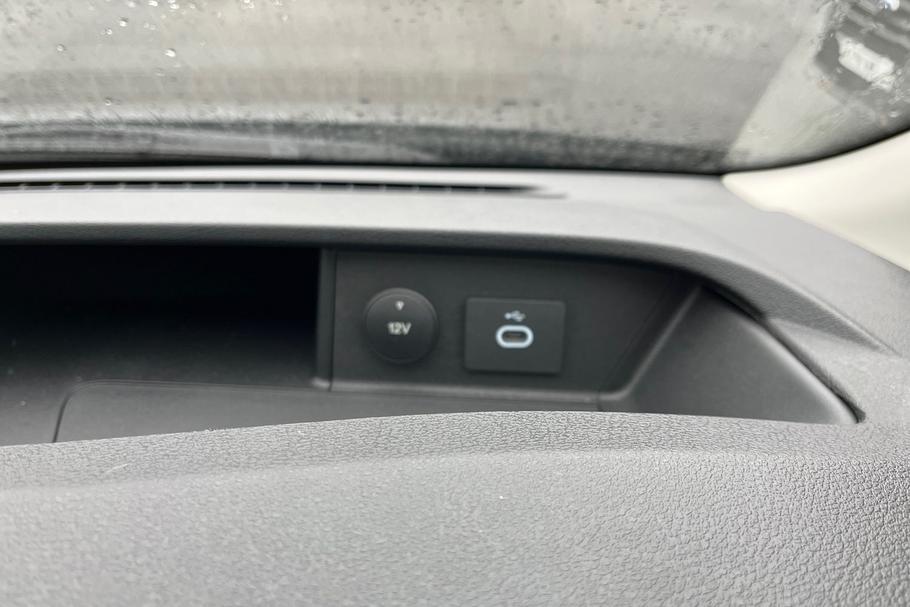 Used Ford E-TRANSIT 13/N333201 28