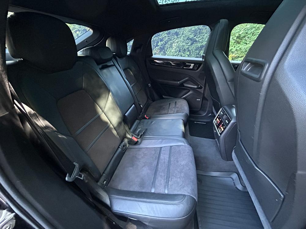 Used Porsche Cayenne FN70DNE 31
