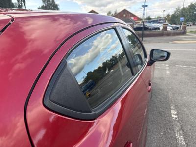 Mazda Mazda2 Photo 32