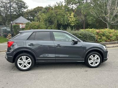 Audi Q2 Photo 2