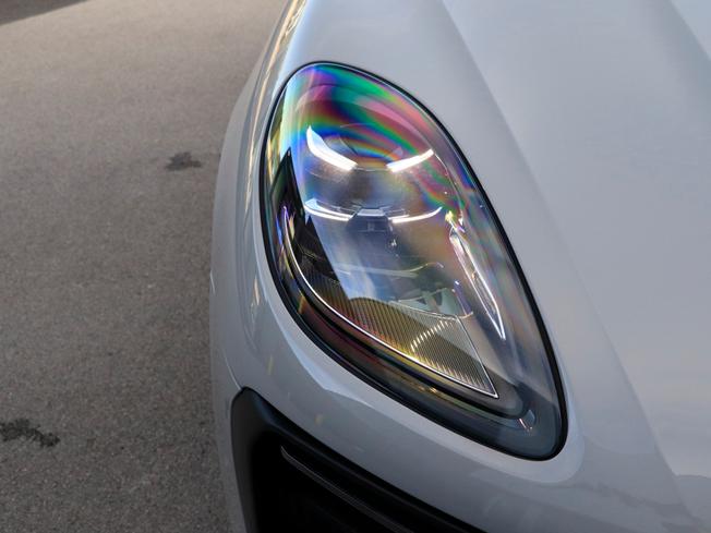 PORSCHE Macan Photo 13