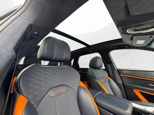 BENTLEY Bentayga Photo 17
